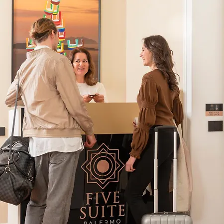 Five Suite-3